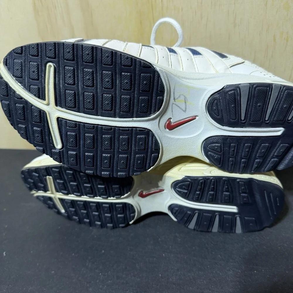 Nike‎ Athletic Youth Boy's Shoes Multi-Color Size 6Y